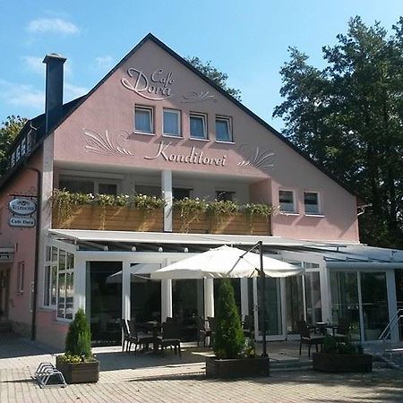 Hotel Konditorei Cafe Dora Münchberg Buitenkant foto