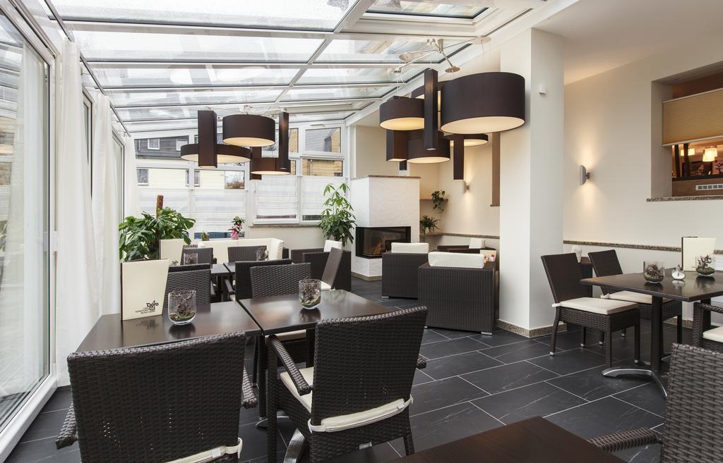 Hotel Konditorei Cafe Dora Münchberg Buitenkant foto