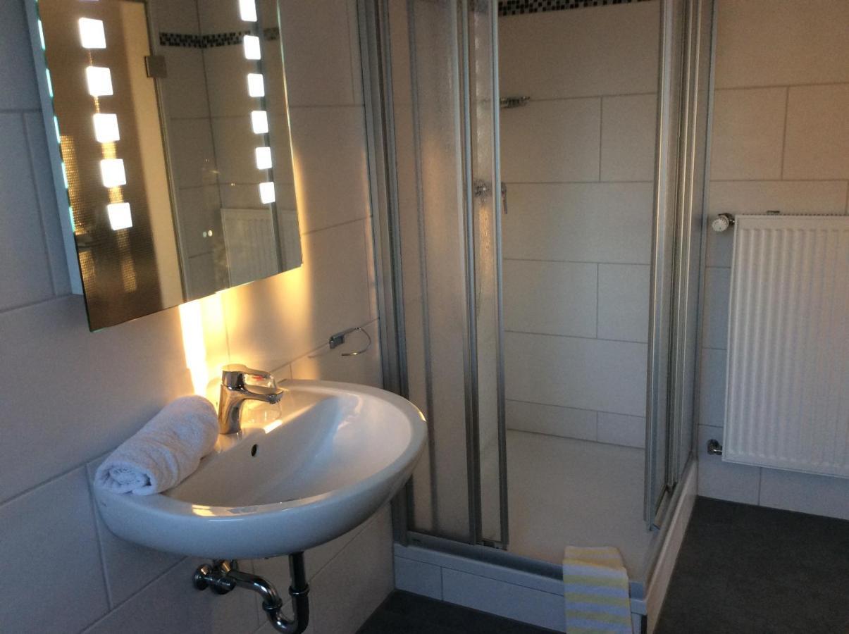Hotel Konditorei Cafe Dora Münchberg Buitenkant foto